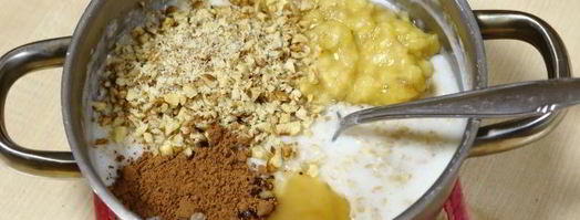 геркулесовая каша с бананом и орехами. Шаг 7