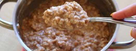 геркулесовая каша с бананом и орехами. Шаг 9