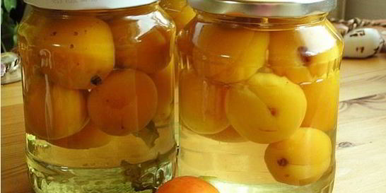 Абрикосы в сиропе