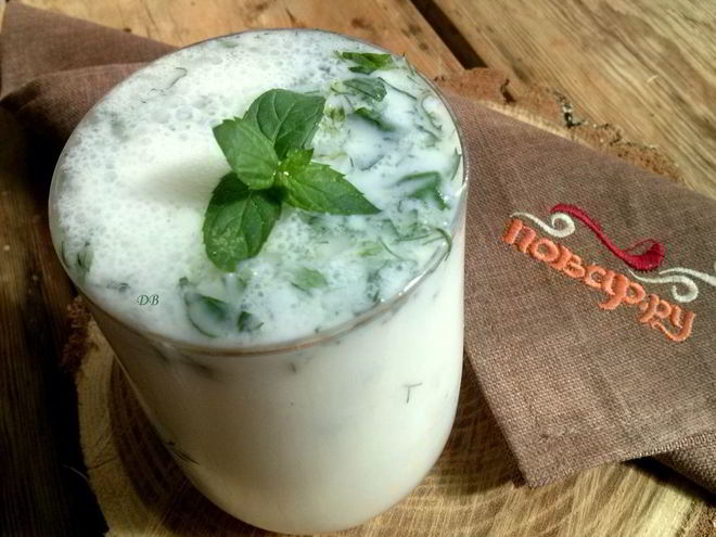 Рецепт айрана из кефира с зеленью