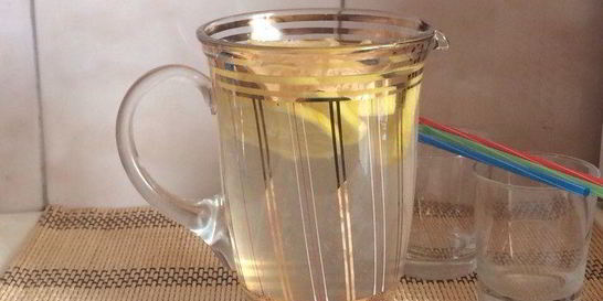 Холодный напиток с лимоном