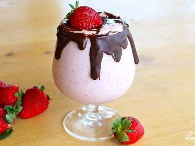 Рецепт клубничного коктейля в шоколаде