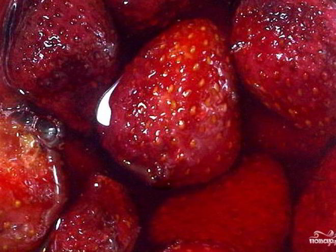 Рецепт клубники в сиропе на зиму