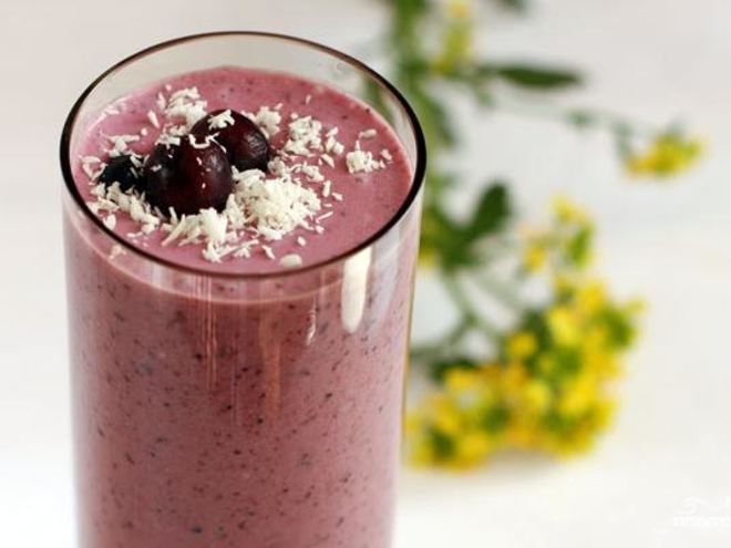 Рецепт кокосового коктейля с ягодами