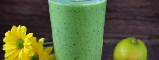 коктейль из сельдерея, огурца, яблока и лайма. Шаг 10