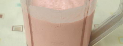 коктейль на ряженке с творогом и малиной. Шаг 5