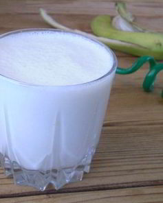 Коктейль с зеленым бананом