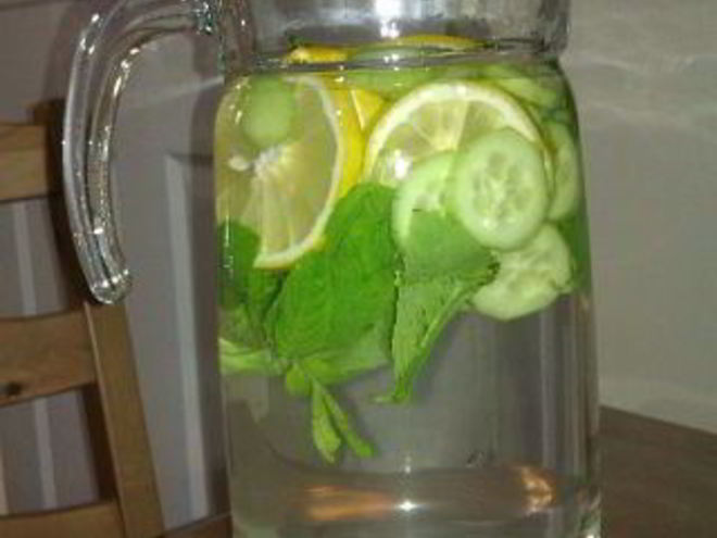 Рецепт коктейля sassy water