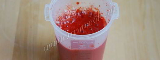 коктейль со сливками и клубникой. Шаг 7