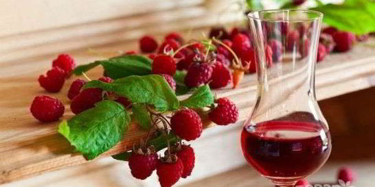 Малиновое вино