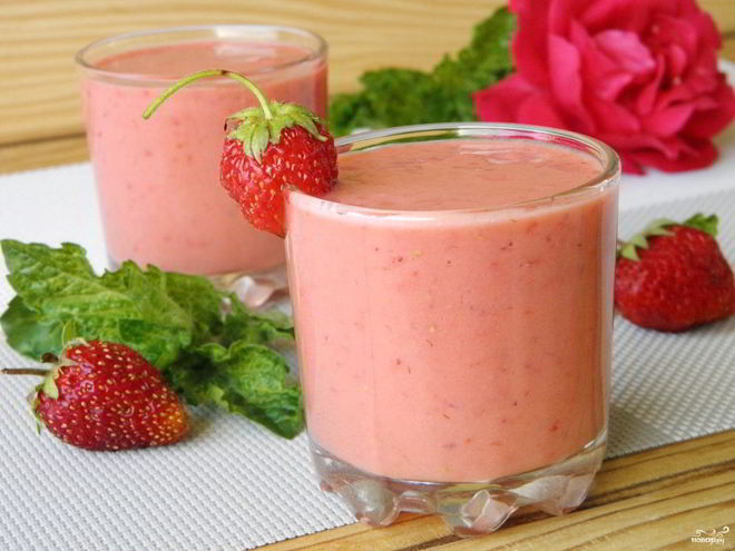 Рецепт клубничного смузи