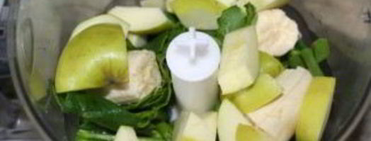 зеленый коктейль с черносливом. Шаг 3