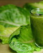 Зеленый коктейль с манго