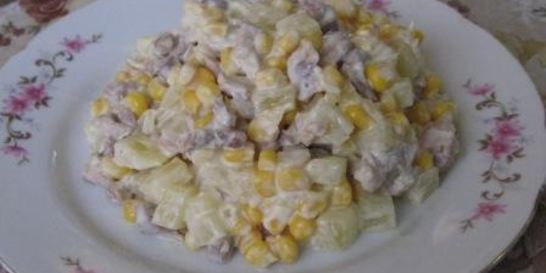Ананасовый салат с куриным филе