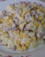 Ананасовый салат с куриным филе