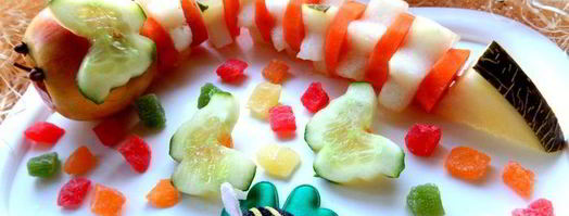 фруктовый салат гусеничка. Шаг 17