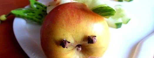 фруктовый салат гусеничка. Шаг 10