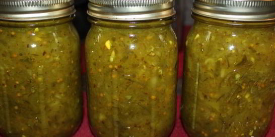 Острый салат из огурцов на зиму