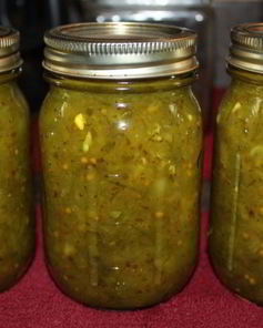 Острый салат из огурцов на зиму