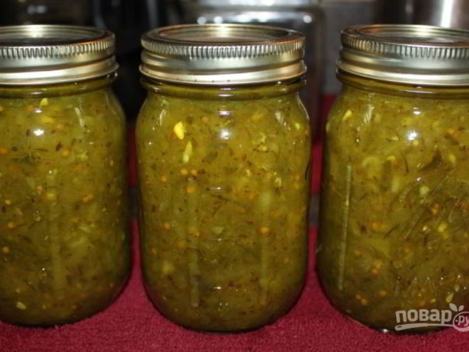 Рецепт острого салата из огурцов на зиму