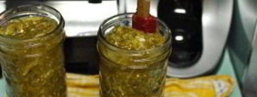 острый салат из огурцов на зиму. Шаг 4