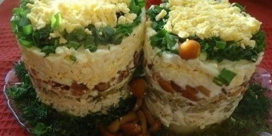 Салат Грибные пенечки с опятами