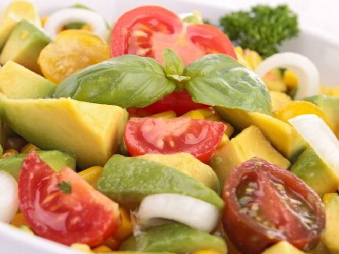 Рецепт салата из авокадо и помидоров