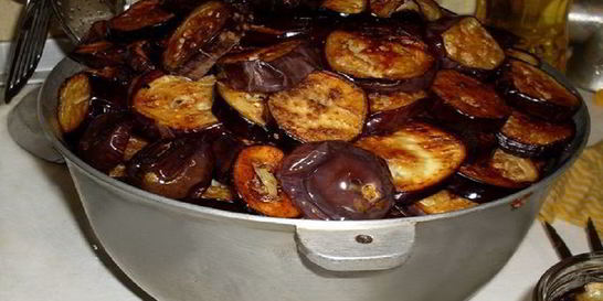 Салат из баклажанов с крекерами