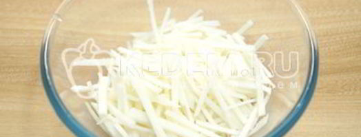 салат из черной редьки леда. Шаг 3