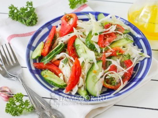 Рецепт салата из капусты, огурцов и помидоров