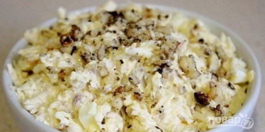 Салат из колбасного сыра Брутальный