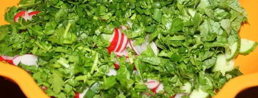 салат из редиса с его же ботвой. Шаг 3