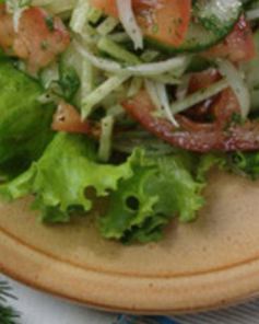 Салат из редьки с помидорами