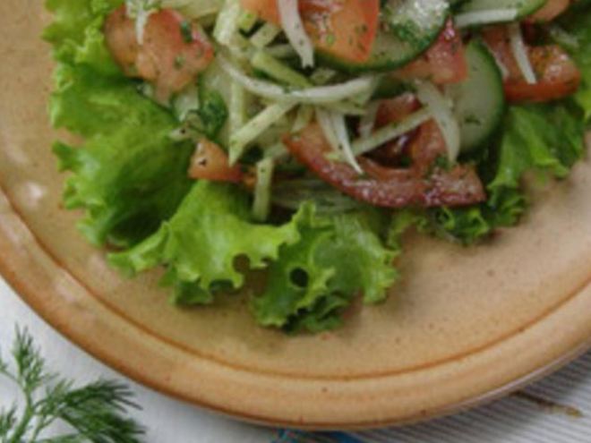 Рецепт салата из редьки с помидорами