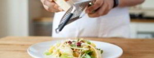 салат из сельдерея корневого. Шаг 5