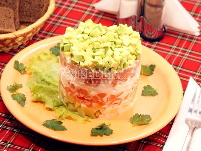 Рецепт салата из семги слабосоленой