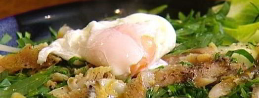 салат из цикория с копченой рыбой и яйцом. Шаг 8