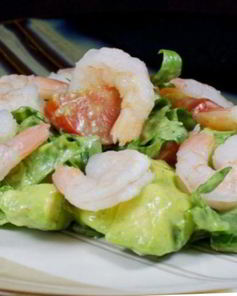 Салат с креветками и авокадо