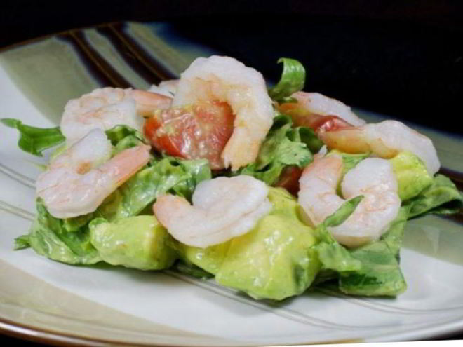 Рецепт салата с креветками и авокадо