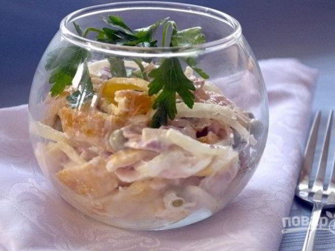 Рецепт салата с куриной копченой грудкой простой