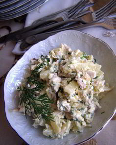 Салат с курицей и ананасом