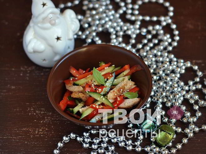 Рецепт салата с курицей и огурцом