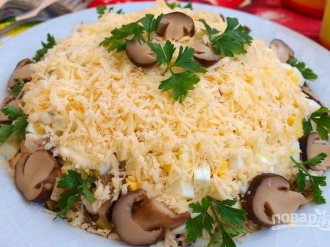 Рецепт салата с курицей шампиньонами и сыром