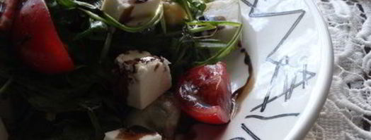 салат с рукколой и маринованными початками кукурузы. Шаг 11