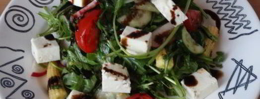 салат с рукколой и маринованными початками кукурузы. Шаг 10