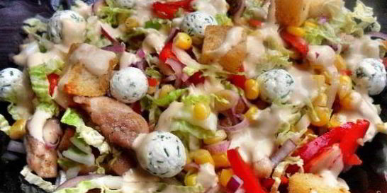 Салат с сыром фетакса