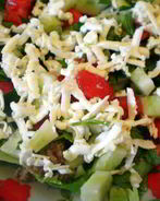 Салат с тунцом и сыром фета