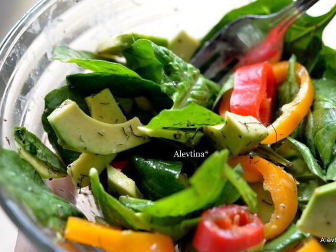 Рецепт салата шпинатного с авокадо