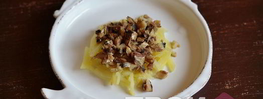 салат со шпротами. Шаг 3