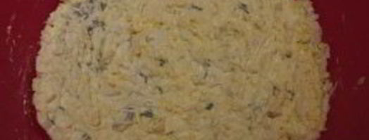 слоеный салат с грибами. Шаг 2